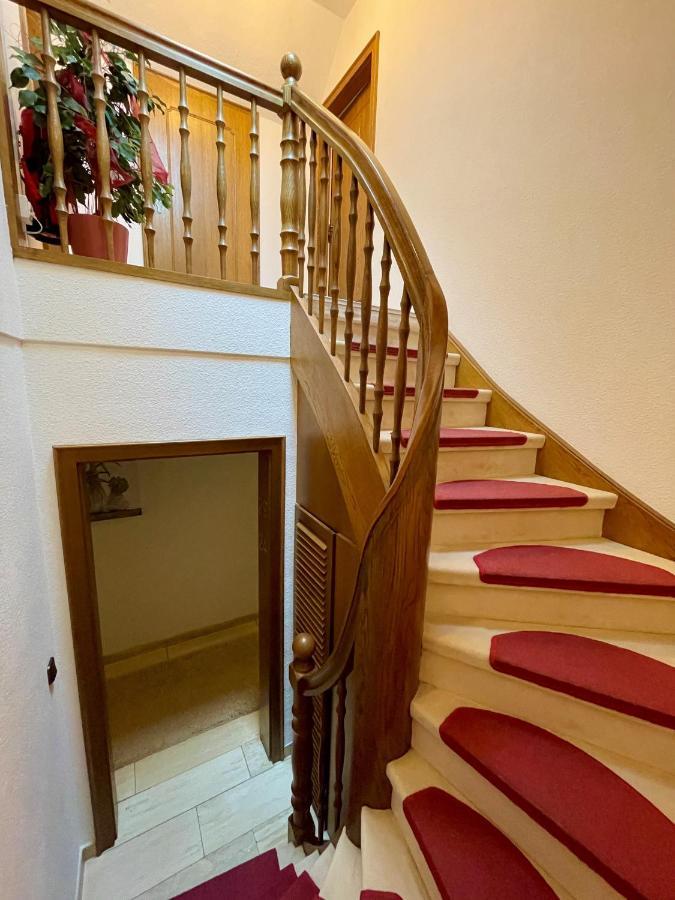 באד צווישנהם Villa Am Park מראה חיצוני תמונה